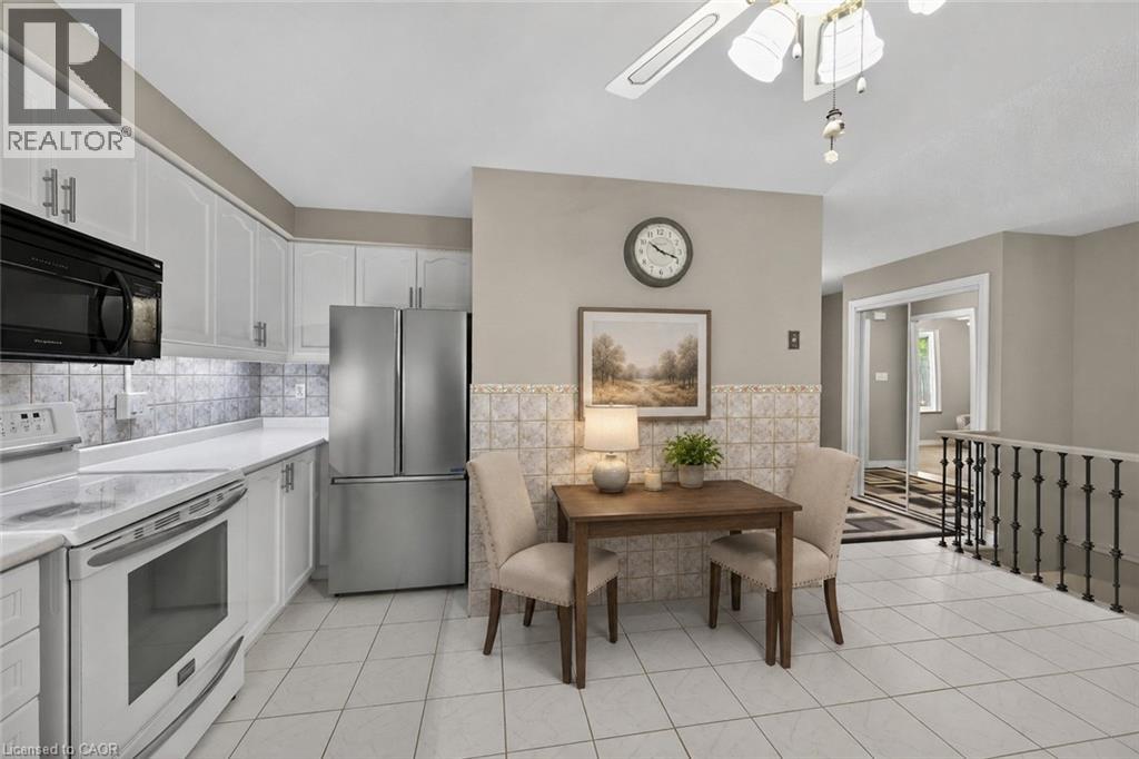 30 Braemar Avenue Unit# 34, Caledonia, Ontario  N3W 2M1 - Photo 10 - 40837016