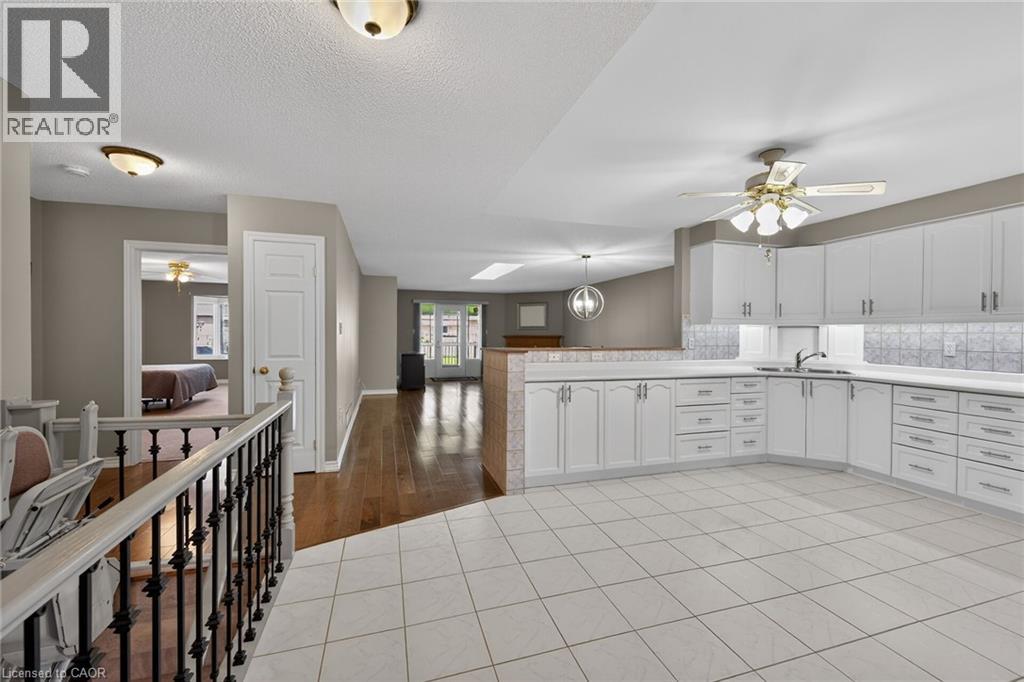 30 Braemar Avenue Unit# 34, Caledonia, Ontario  N3W 2M1 - Photo 5 - 40837016