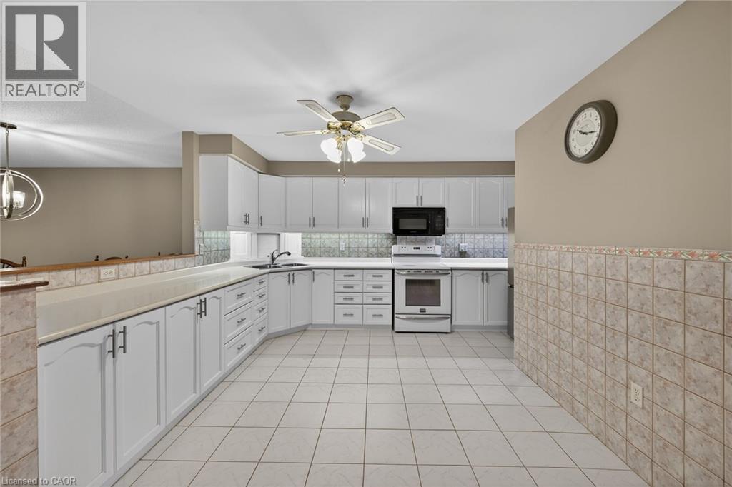 30 Braemar Avenue Unit# 34, Caledonia, Ontario  N3W 2M1 - Photo 6 - 40837016