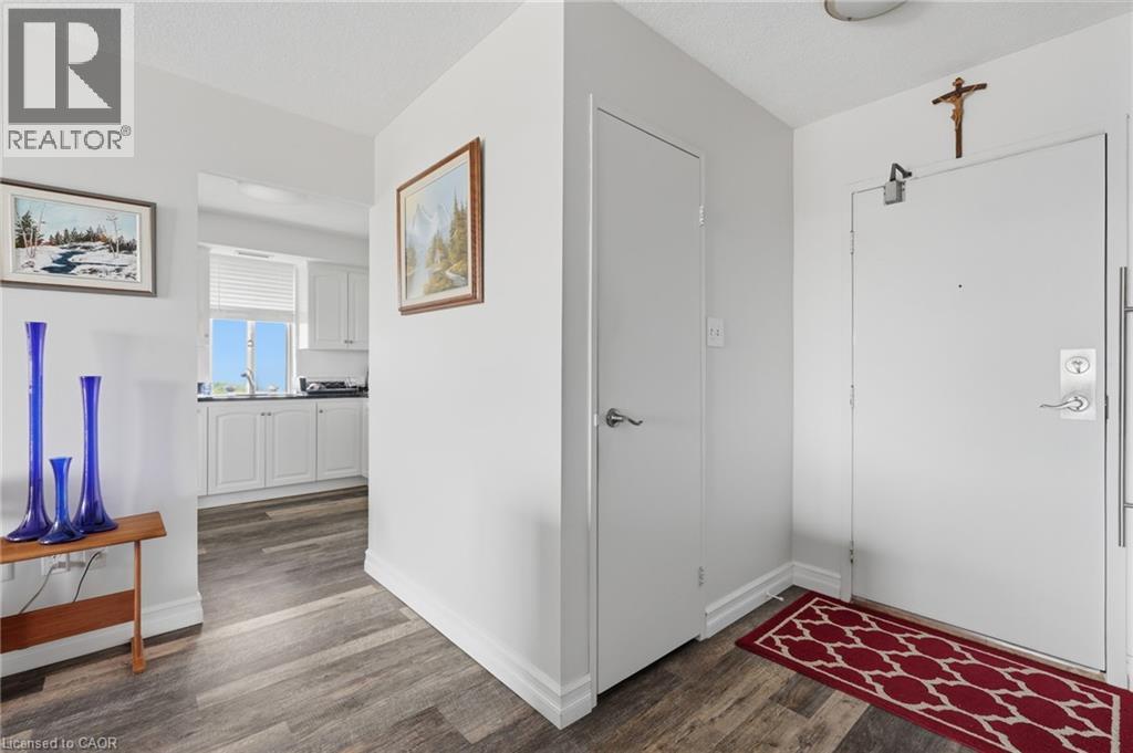 301 Frances Avenue Unit# 1207, Stoney Creek, Ontario  L8E 3W6 - Photo 3 - 40836661