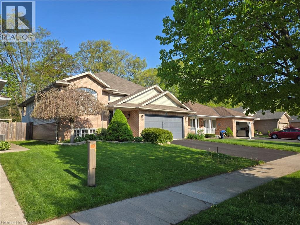73 Foxtail Avenue, Welland, Ontario  L3C 7J6 - Photo 2 - 40837134