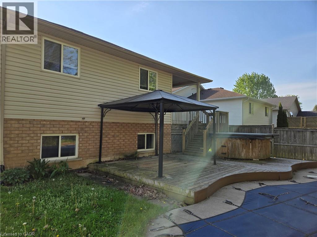 73 Foxtail Avenue, Welland, Ontario  L3C 7J6 - Photo 4 - 40837134