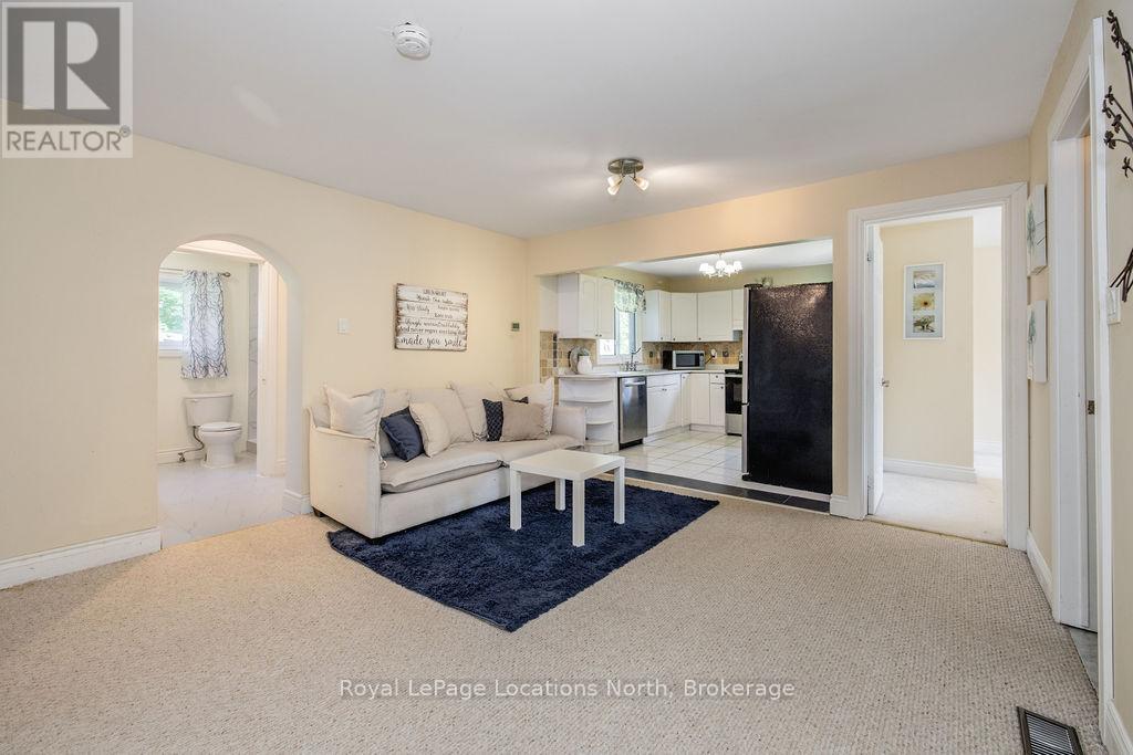 3934 Lakeview Road, Innisfil, Ontario  L9S 2V5 - Photo 15 - N13247804