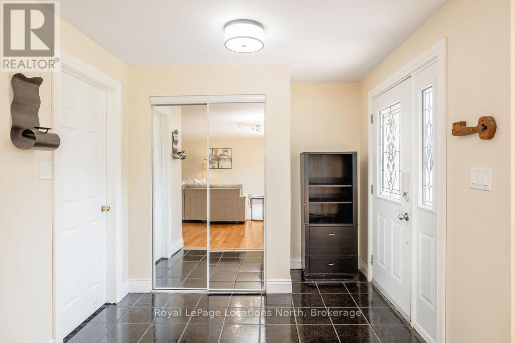 3934 Lakeview Road, Innisfil, Ontario  L9S 2V5 - Photo 7 - N13247804
