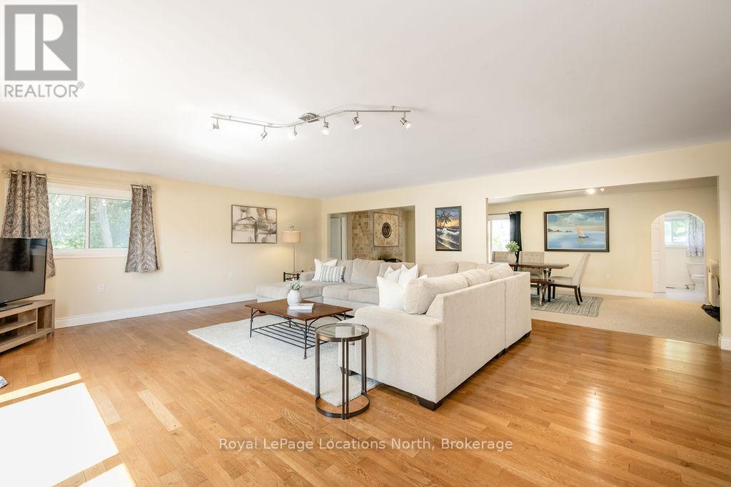 3934 Lakeview Road, Innisfil, Ontario  L9S 2V5 - Photo 8 - N13247804