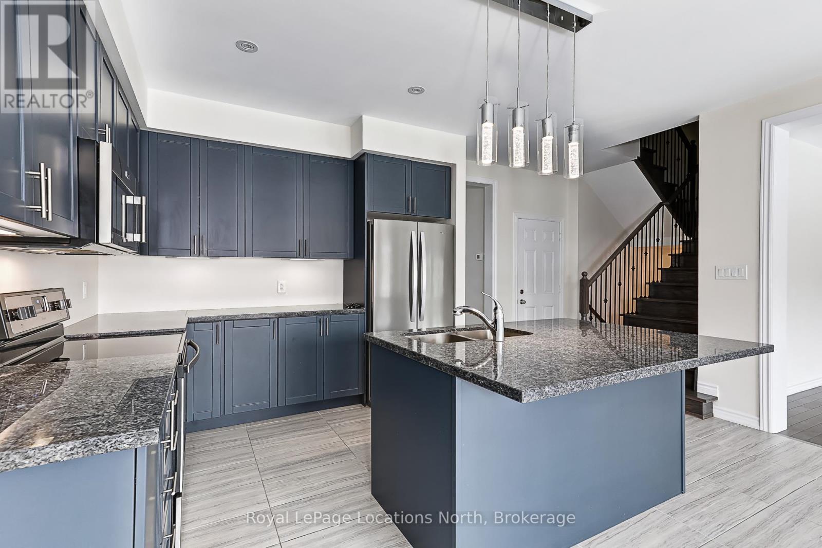 137 Allegra Drive, Wasaga Beach, Ontario  L9Z 0H6 - Photo 11 - S13247916