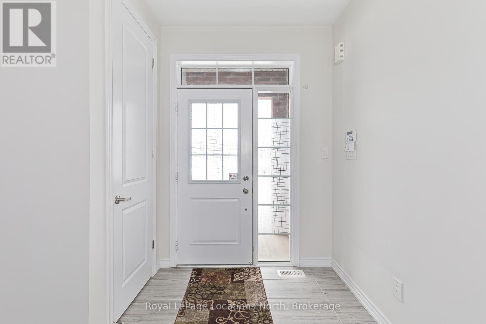 137 Allegra Drive, Wasaga Beach, Ontario  L9Z 0H6 - Photo 2 - S13247916