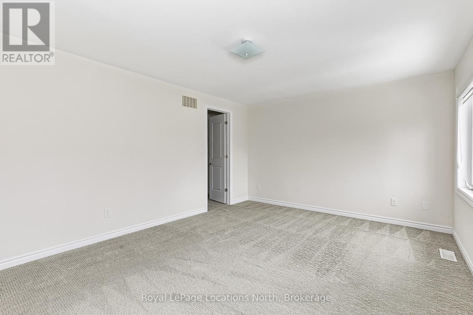 137 Allegra Drive, Wasaga Beach, Ontario  L9Z 0H6 - Photo 23 - S13247916