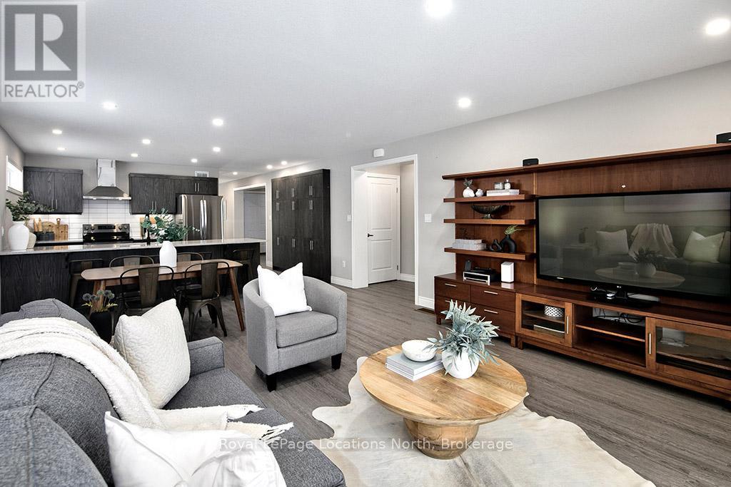 17 Elgin Street S, Blue Mountains, Ontario  N0H 2P0 - Photo 11 - X13247884