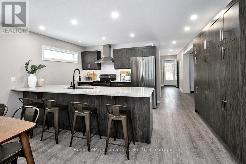 17 Elgin Street S, Blue Mountains, Ontario  N0H 2P0 - Photo 5 - X13247884