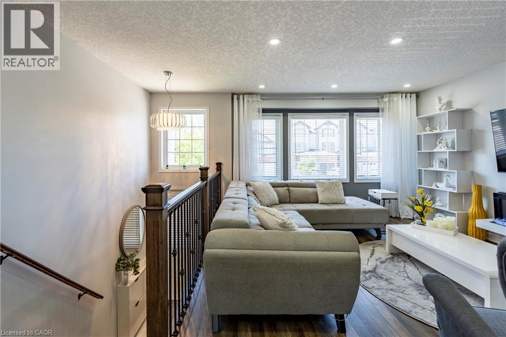 18 Madeleine Street, Kitchener, Ontario  N2R 1V5 - Photo 4 - 40836752