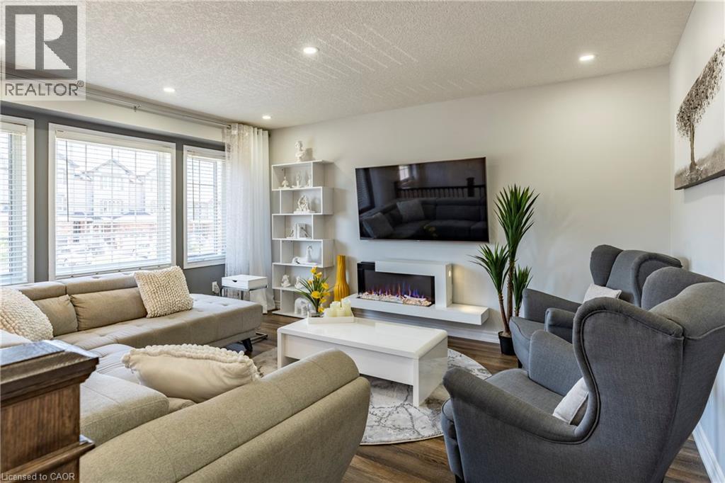 18 Madeleine Street, Kitchener, Ontario  N2R 1V5 - Photo 5 - 40836752