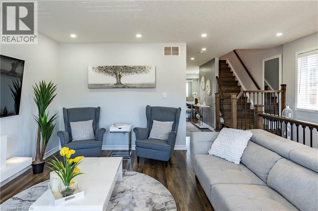 18 Madeleine Street, Kitchener, Ontario  N2R 1V5 - Photo 8 - 40836752