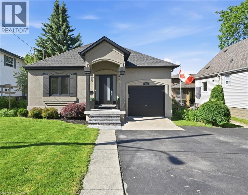205 Dumbarton Avenue, Hamilton, Ontario  L8K 5C2 - Photo 2 - 40835898