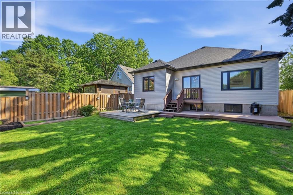 205 Dumbarton Avenue, Hamilton, Ontario  L8K 5C2 - Photo 38 - 40835898