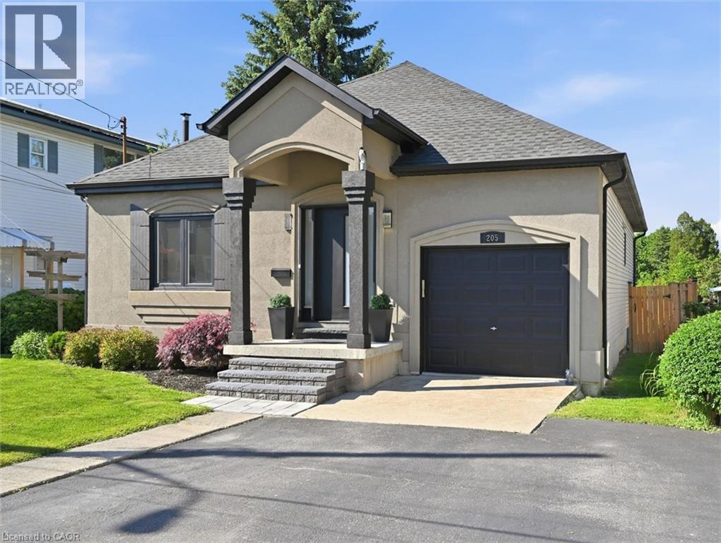 205 Dumbarton Avenue, Hamilton, Ontario  L8K 5C2 - Photo 4 - 40835898