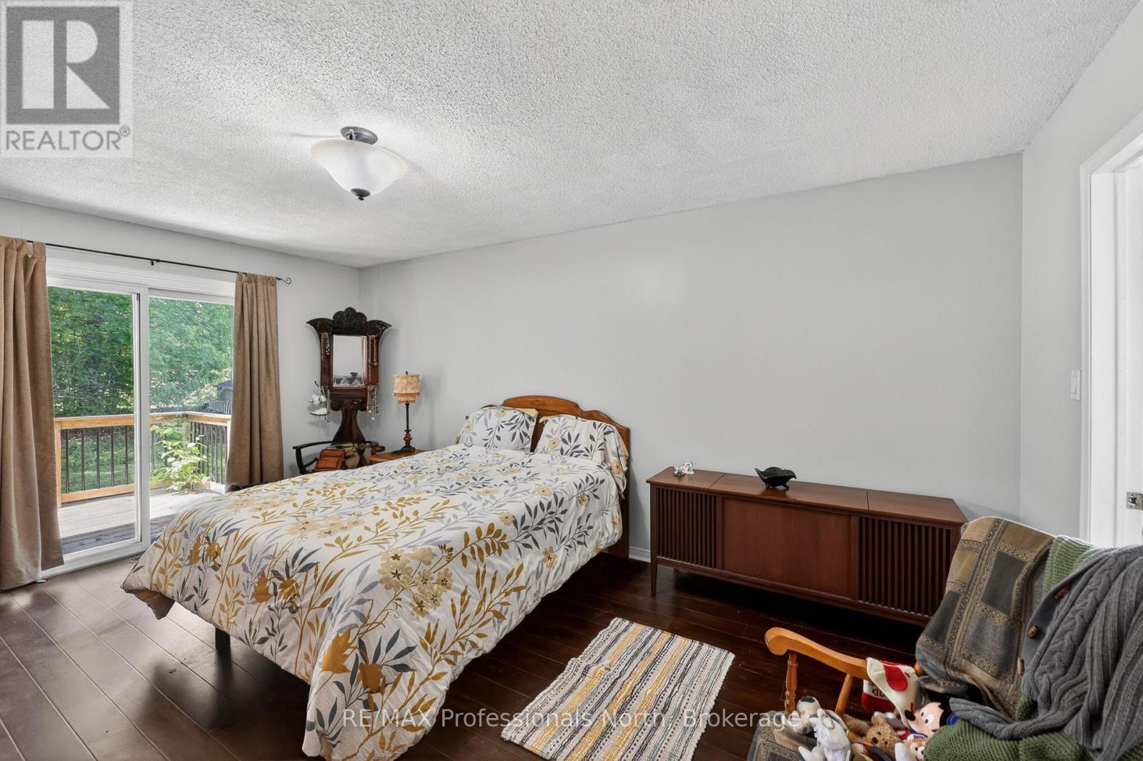 48 Fairway Crescent, Wasaga Beach, Ontario  L9Z 1B8 - Photo 17 - S13248010