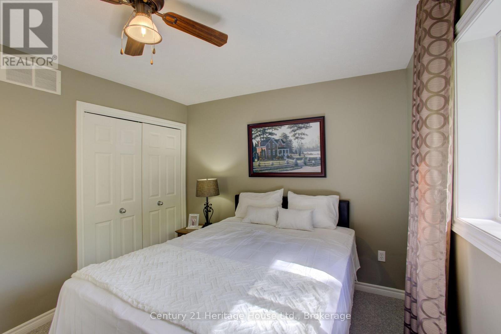 2 - 302 Park Street W, West Grey, Ontario  N0G 1R0 - Photo 20 - X13248004