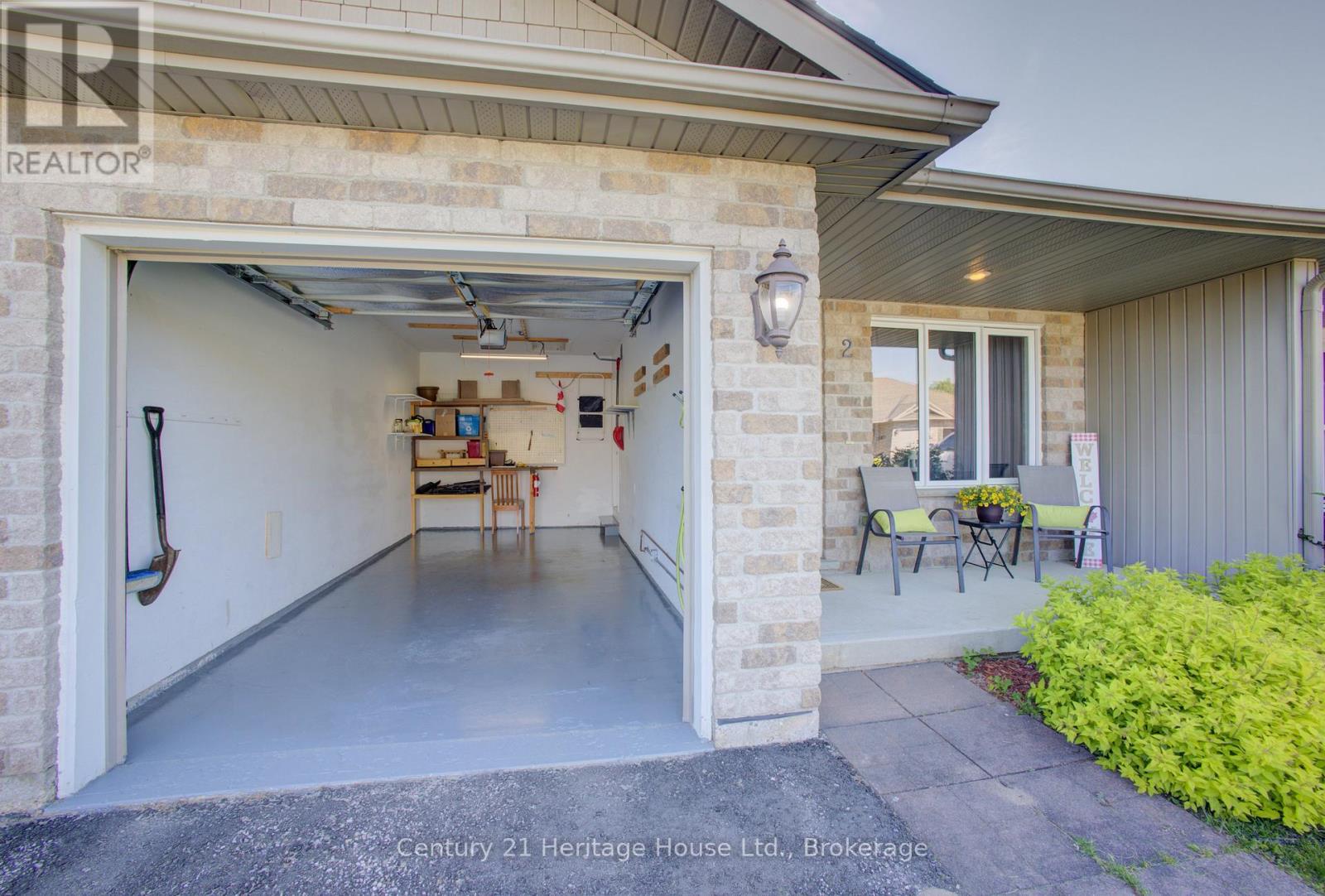 2 - 302 Park Street W, West Grey, Ontario  N0G 1R0 - Photo 28 - X13248004