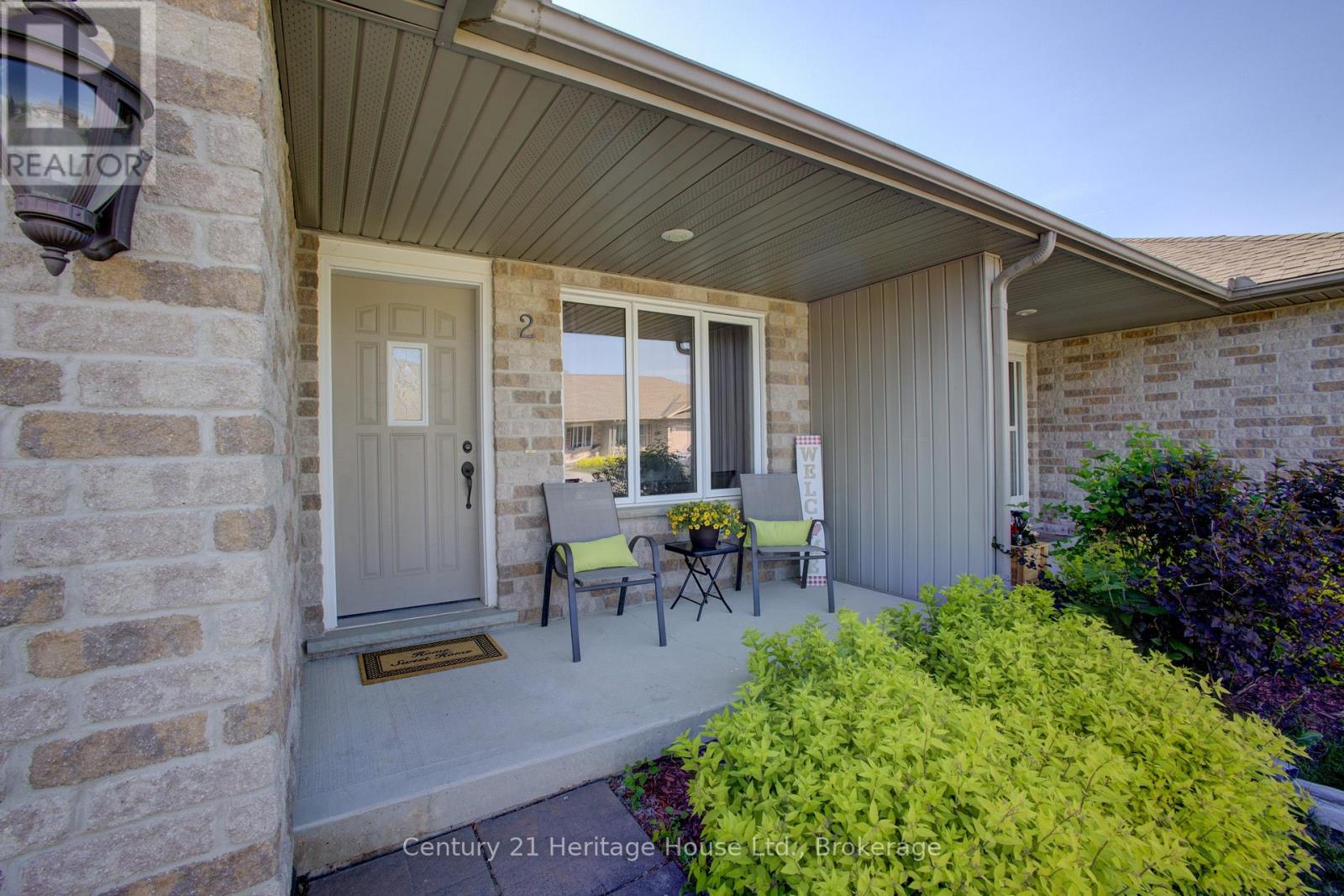 2 - 302 Park Street W, West Grey, Ontario  N0G 1R0 - Photo 4 - X13248004