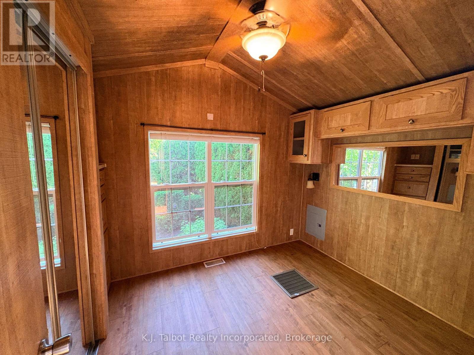 #28 Rowan Rd. - 77307 Bluewater Highway, Bluewater, Ontario  N0M 1G0 - Photo 11 - X13248194