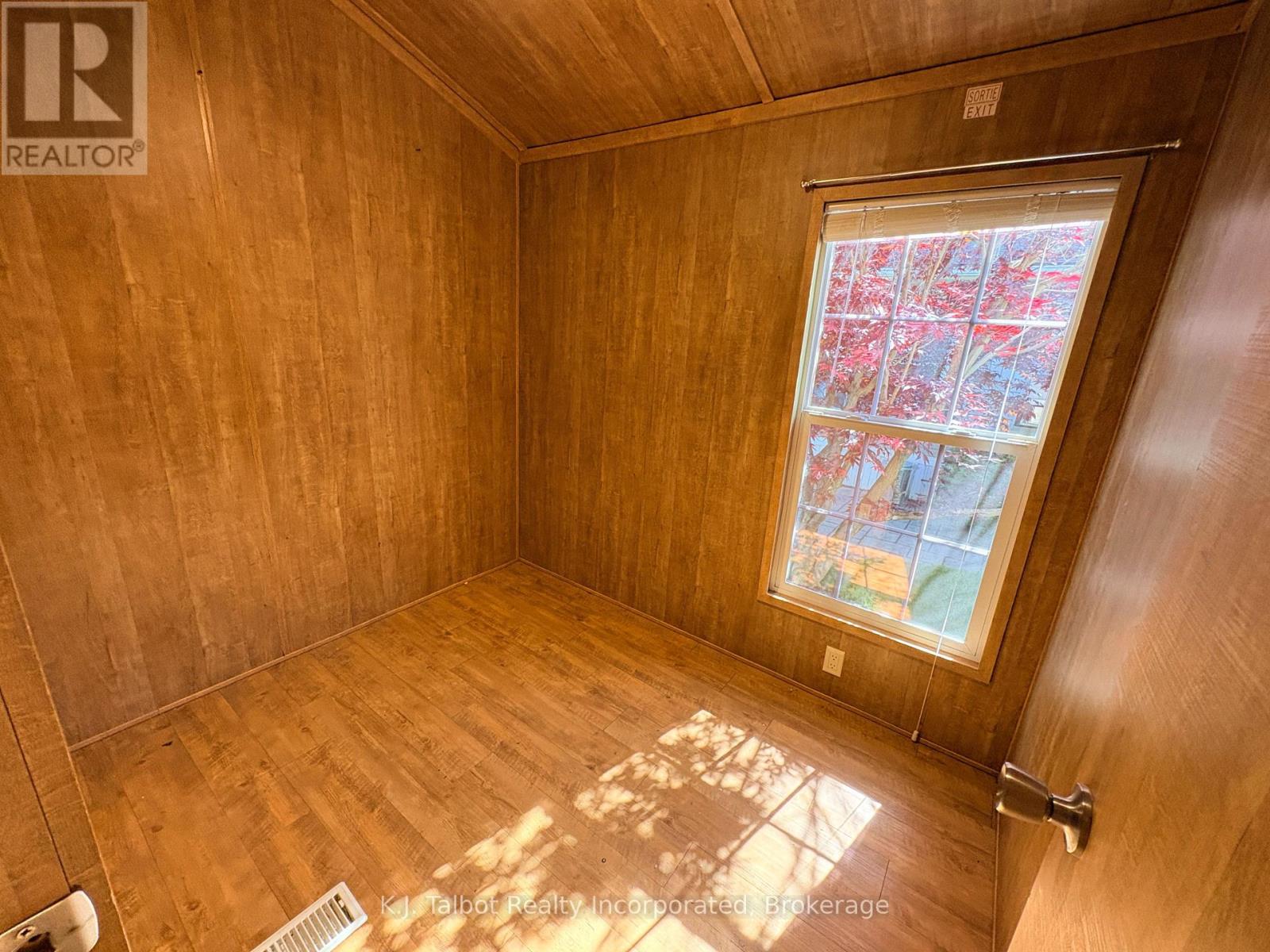 #28 Rowan Rd. - 77307 Bluewater Highway, Bluewater, Ontario  N0M 1G0 - Photo 15 - X13248194