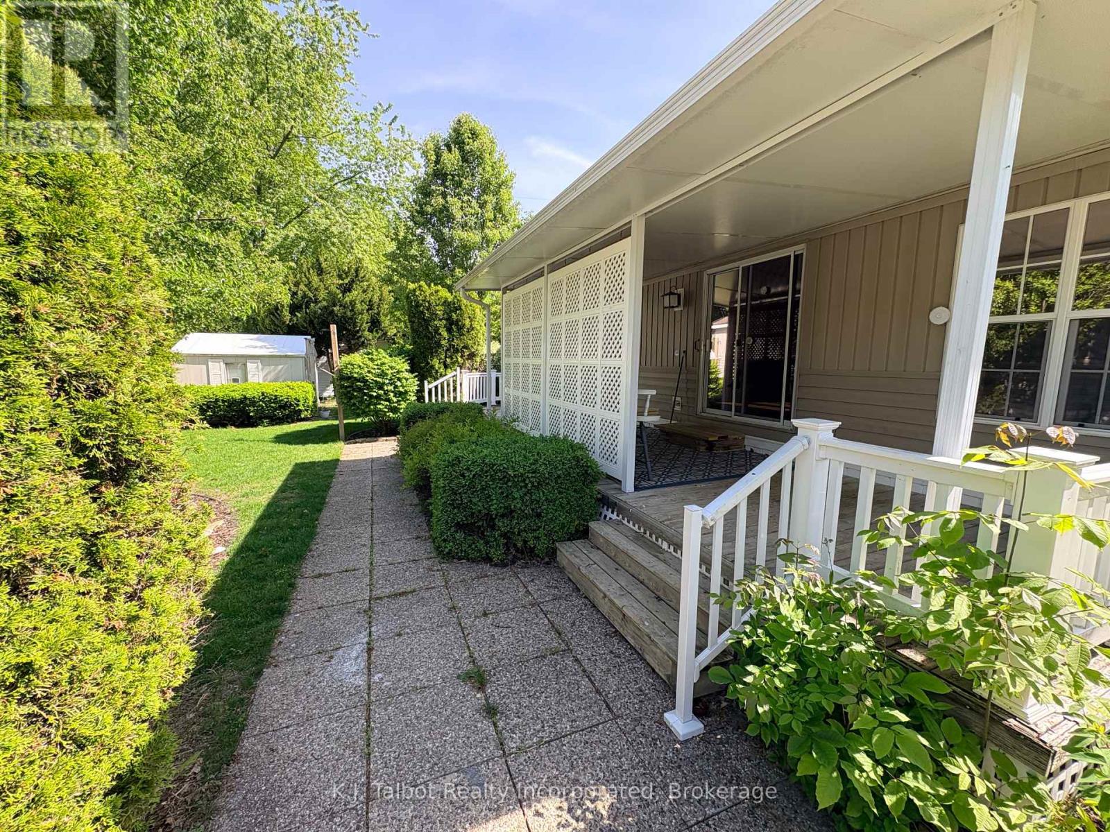 #28 Rowan Rd. - 77307 Bluewater Highway, Bluewater, Ontario  N0M 1G0 - Photo 18 - X13248194
