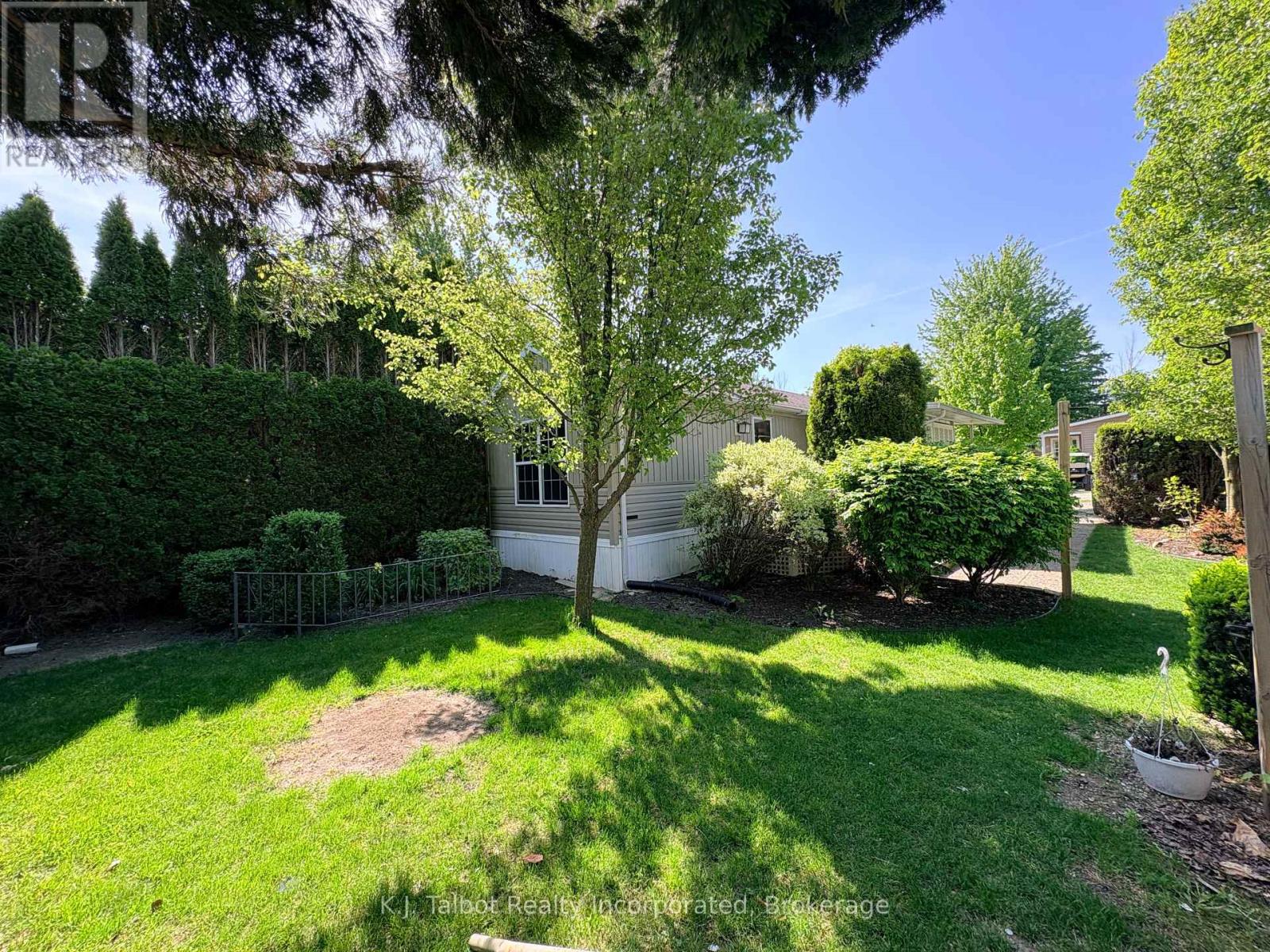 #28 Rowan Rd. - 77307 Bluewater Highway, Bluewater, Ontario  N0M 1G0 - Photo 24 - X13248194