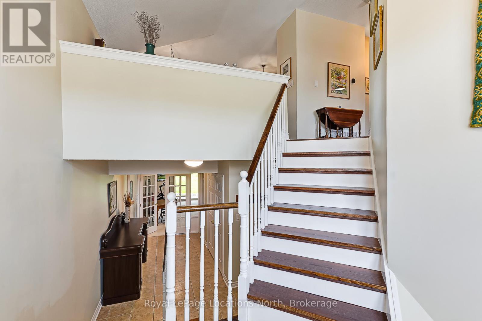 6 Thomas Drive, Collingwood, Ontario  L9Y 0A6 - Photo 6 - S13248584