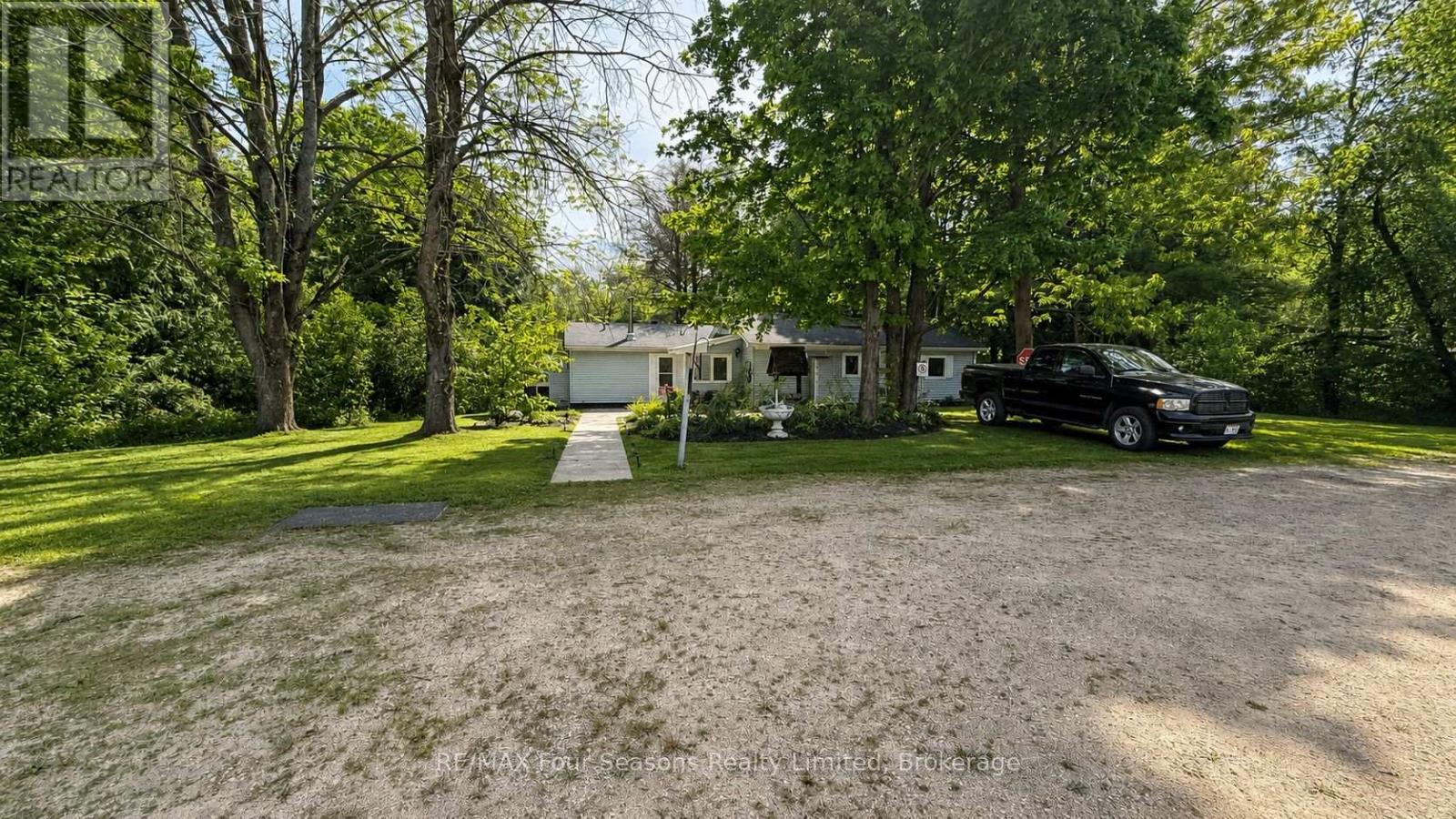 194543 Sideroad 30ndr Side Road N, West Grey, Ontario  N0G 1S0 - Photo 4 - X13248350