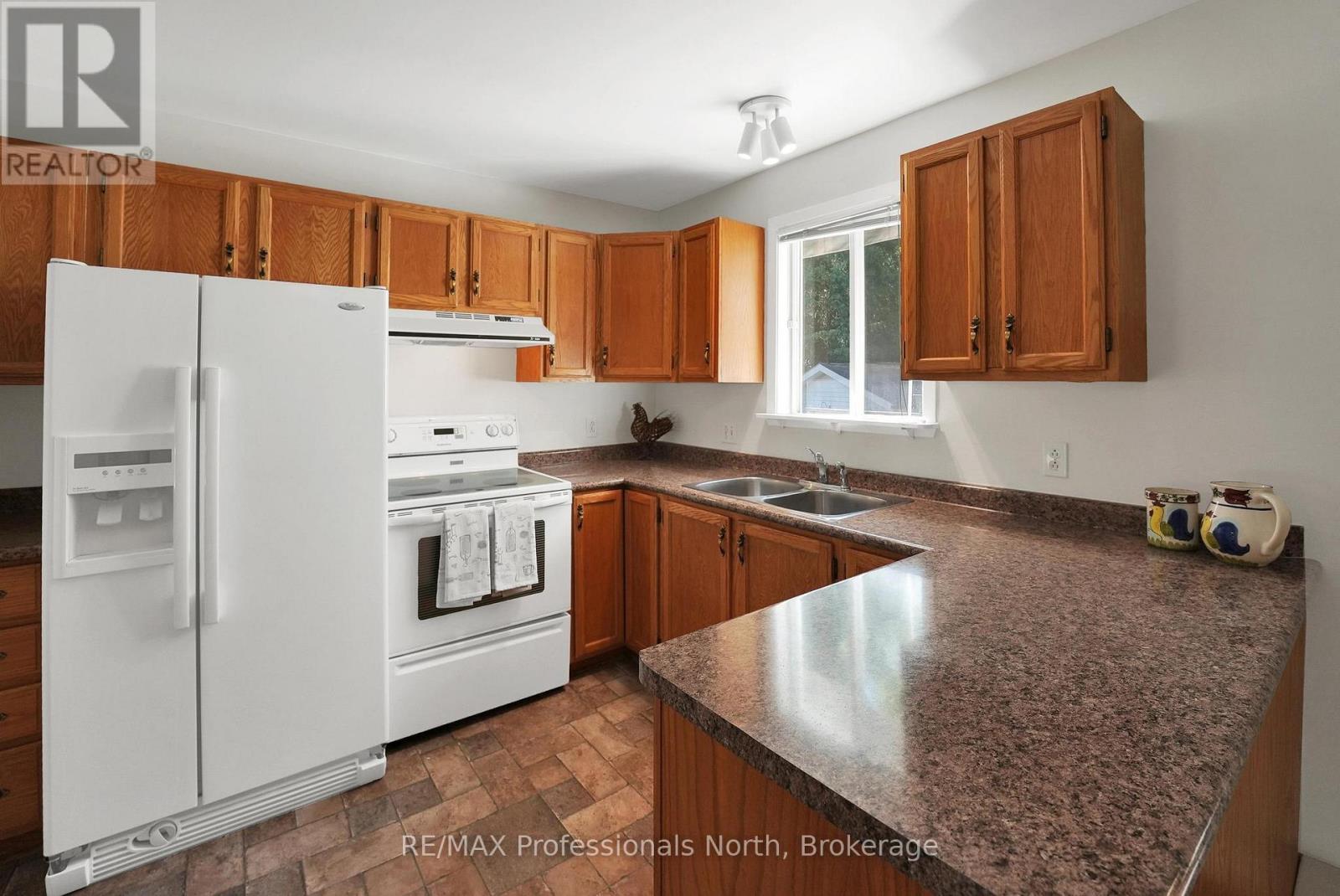 52 South Water Street, Minden Hills, Ontario  K0M 2K0 - Photo 10 - X13248396