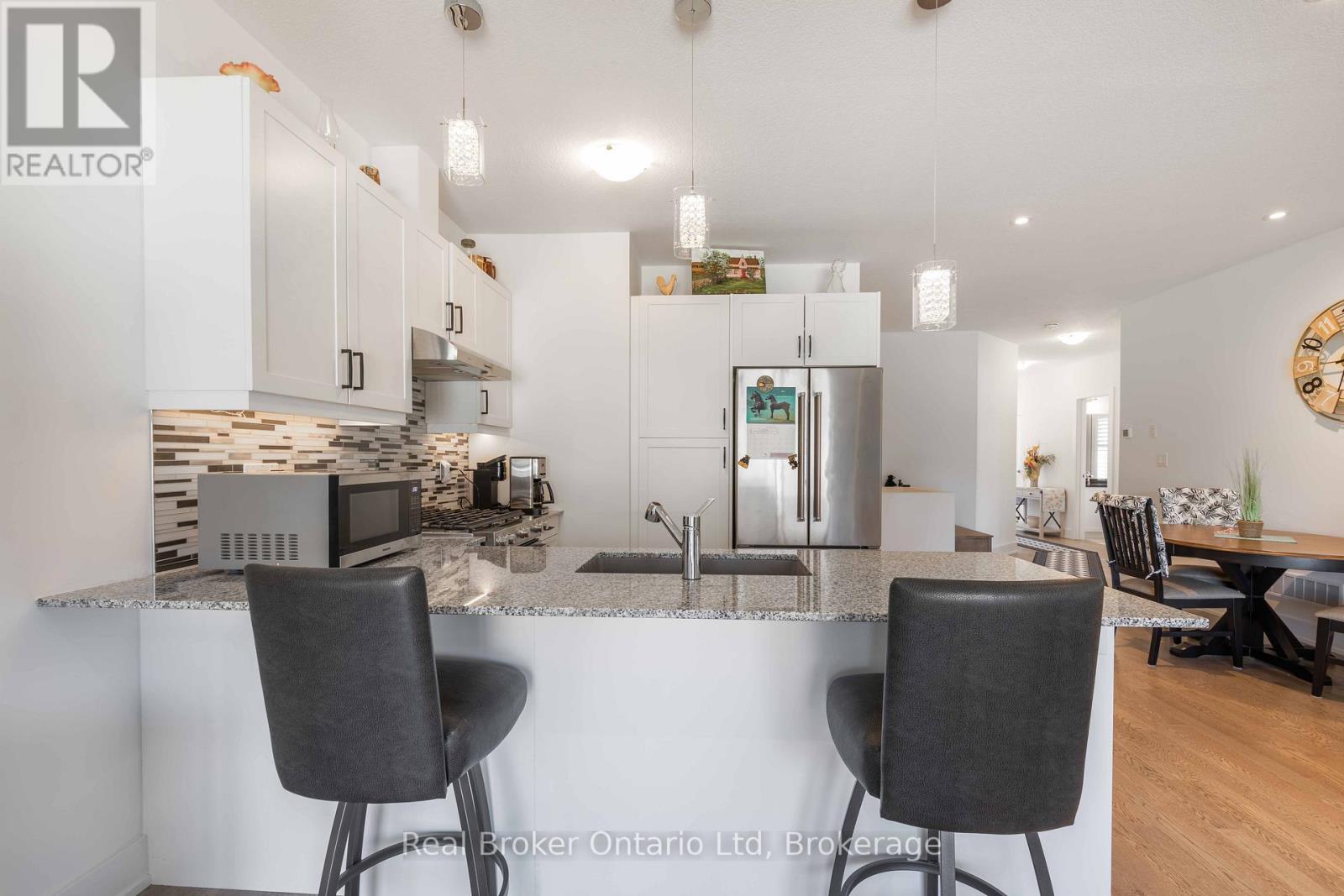 221 Ironwood Way, Georgian Bluffs, Ontario  N0H 1S0 - Photo 20 - X13248418