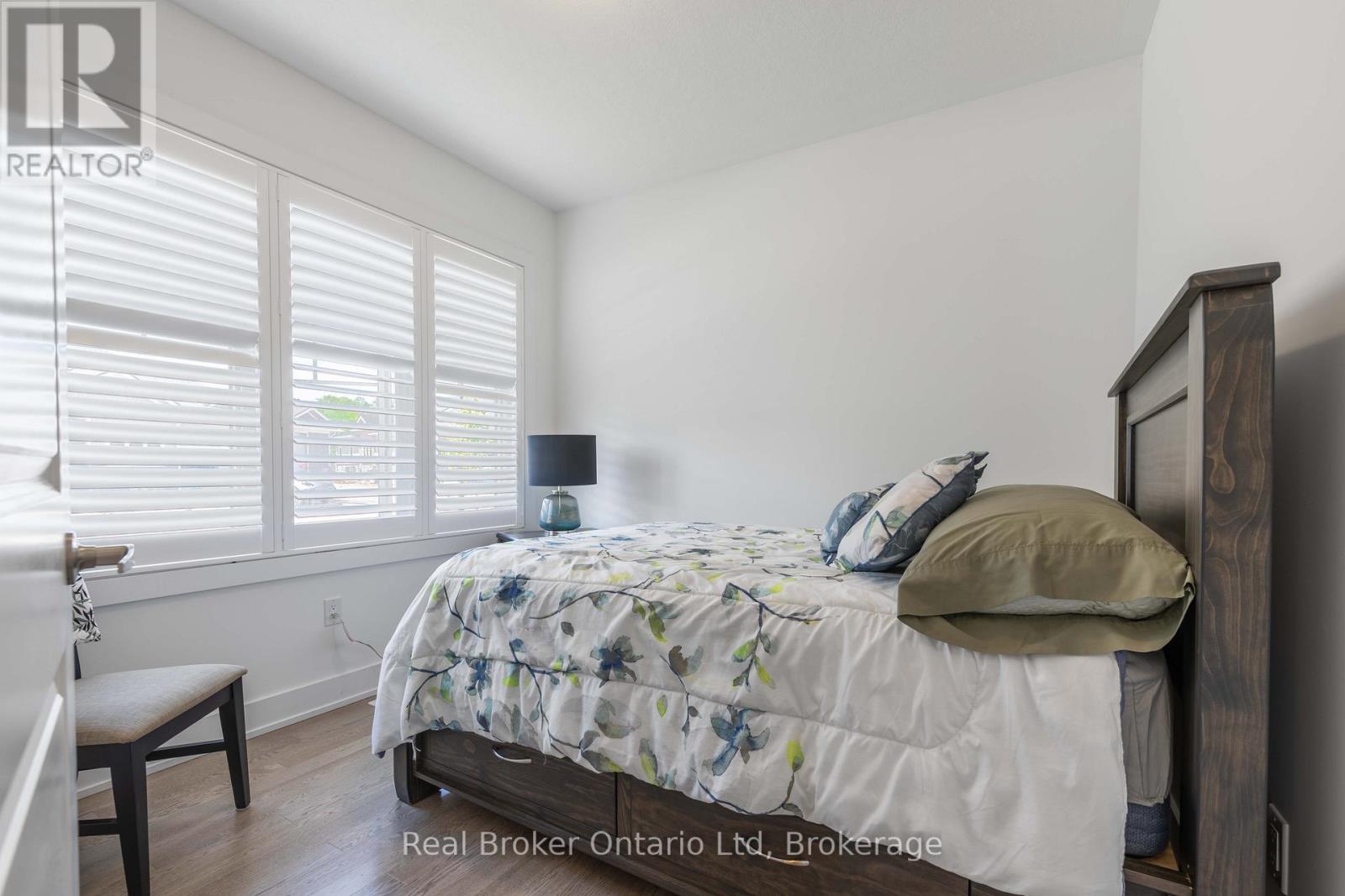 221 Ironwood Way, Georgian Bluffs, Ontario  N0H 1S0 - Photo 8 - X13248418