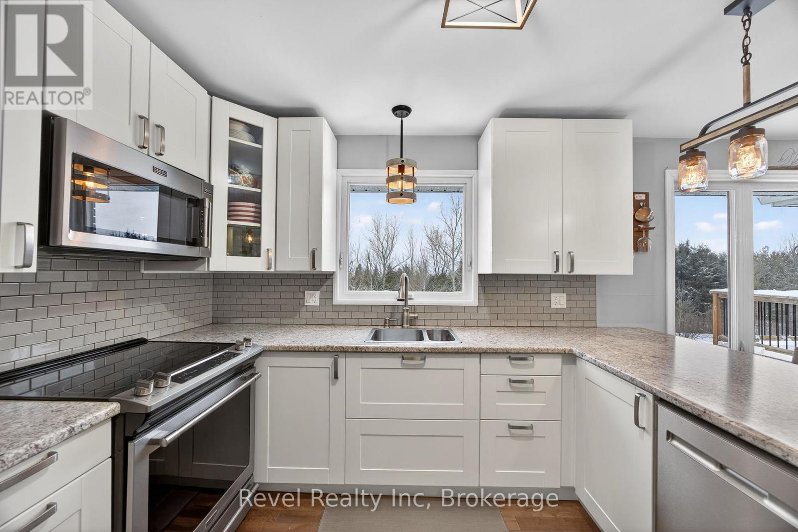 2391 Rumney Road, Tay, Ontario  L4R 4K3 - Photo 10 - S13248708