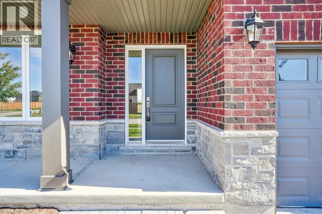 10 Michelle's Way, Hagersville, Ontario  N0A 1H0 - Photo 5 - 40836739