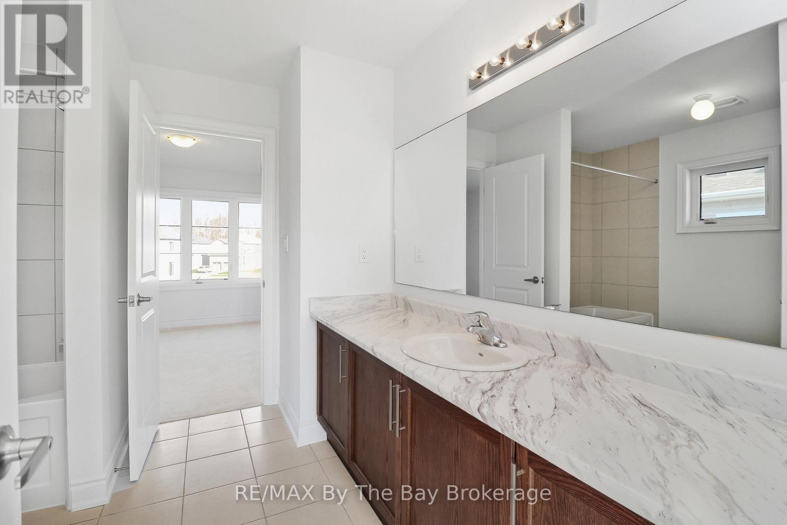 50 Amber Drive, Wasaga Beach, Ontario  L9Z 0R8 - Photo 17 - S13249088