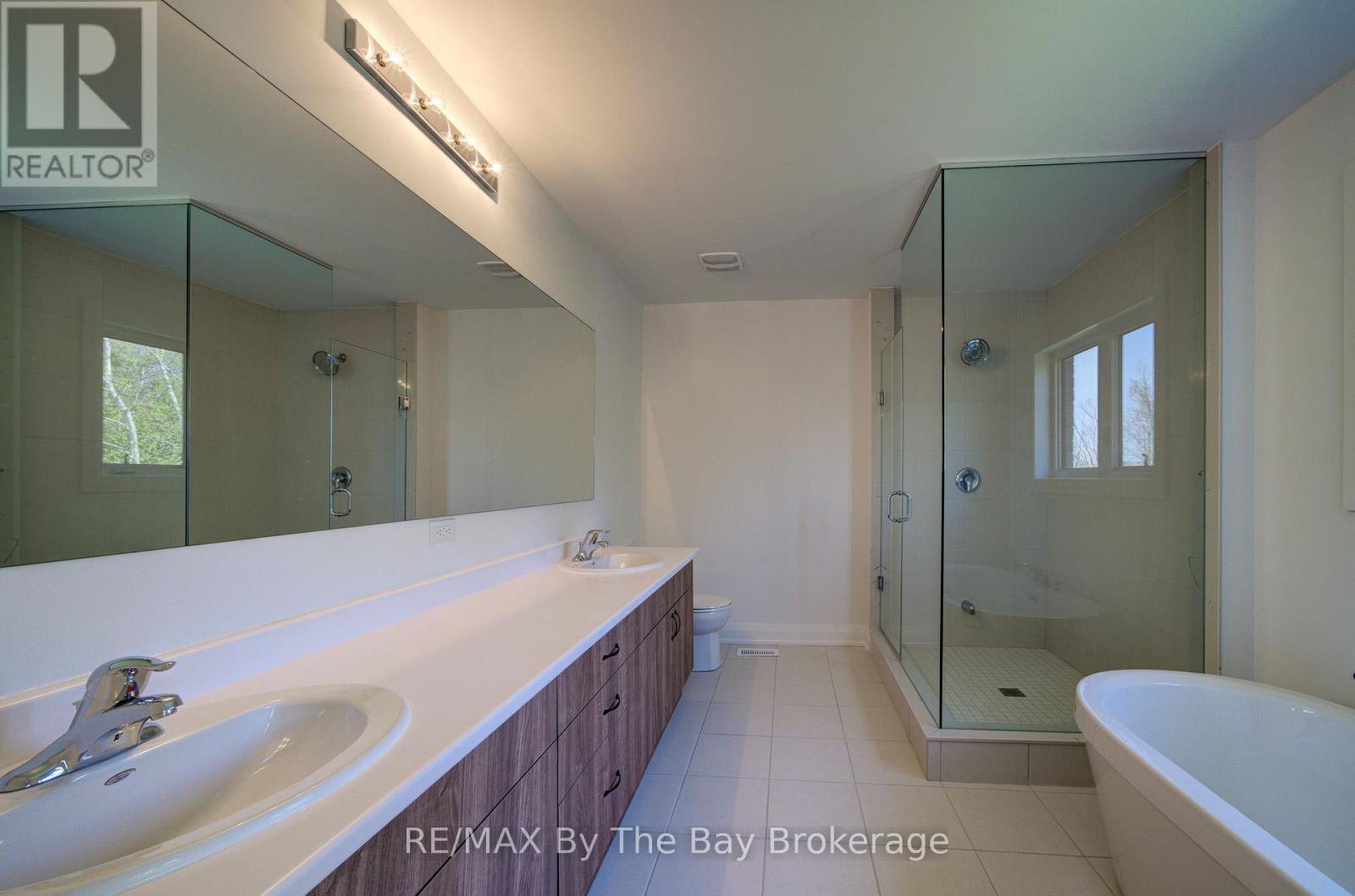 38 Amber Drive, Wasaga Beach, Ontario  L9Z 0R8 - Photo 21 - S13249182