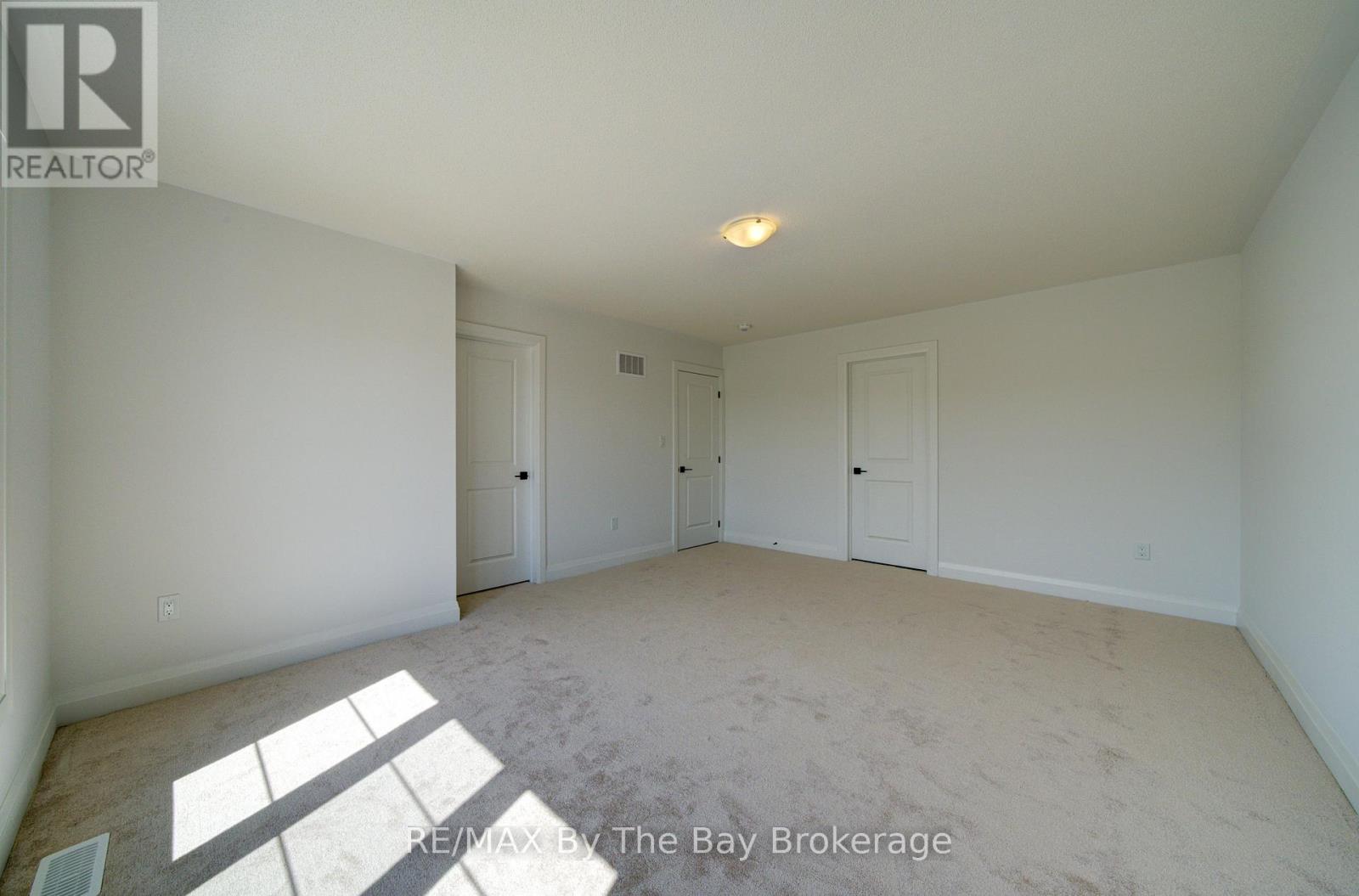 38 Amber Drive, Wasaga Beach, Ontario  L9Z 0R8 - Photo 25 - S13249182