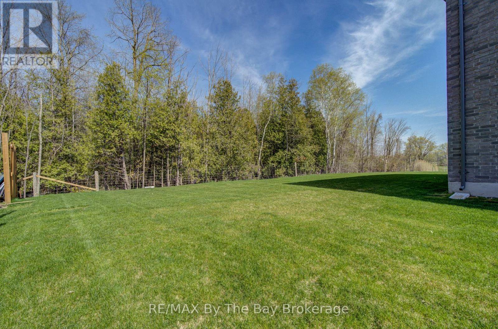 38 Amber Drive, Wasaga Beach, Ontario  L9Z 0R8 - Photo 3 - S13249182