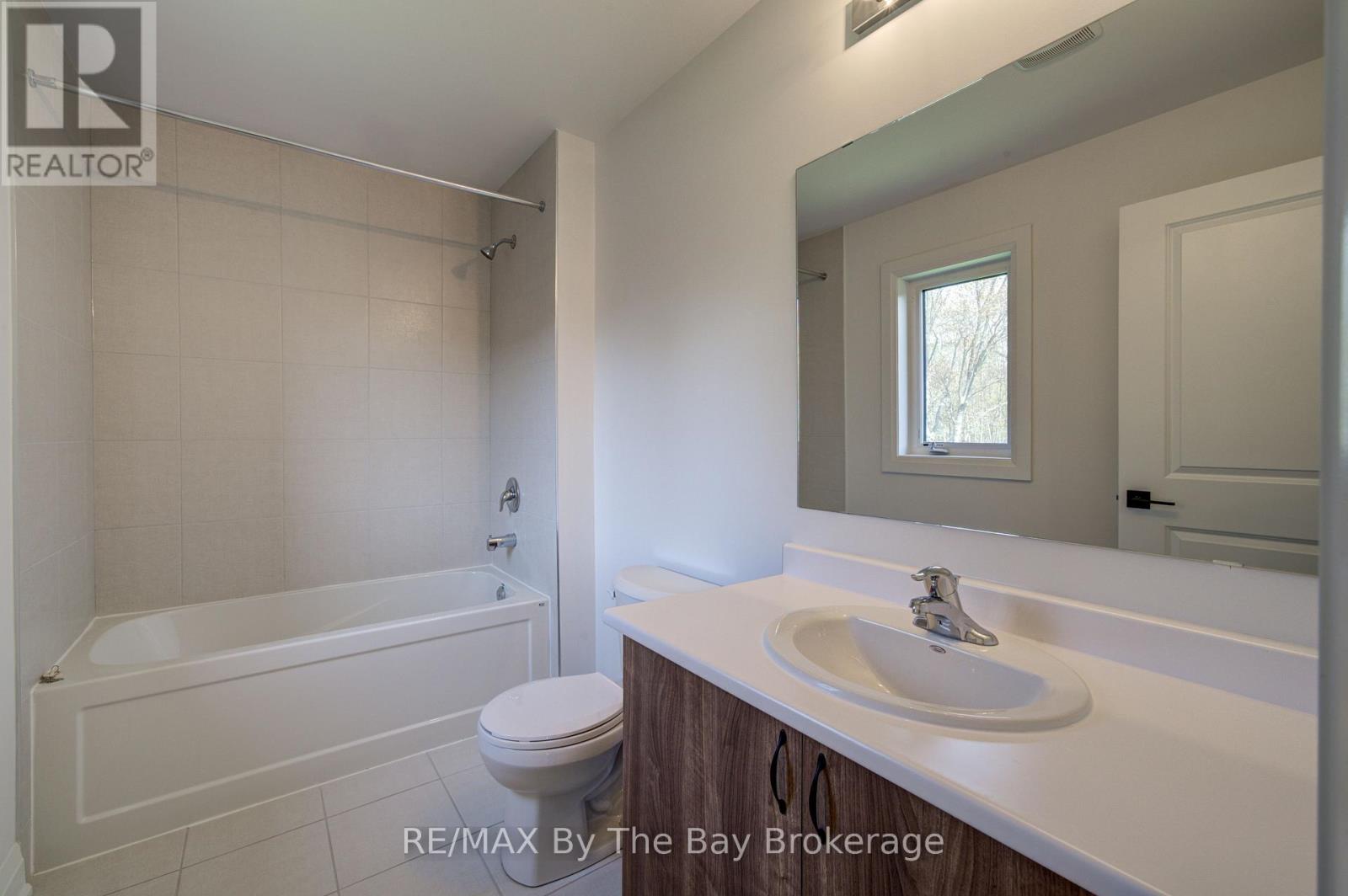 38 Amber Drive, Wasaga Beach, Ontario  L9Z 0R8 - Photo 31 - S13249182