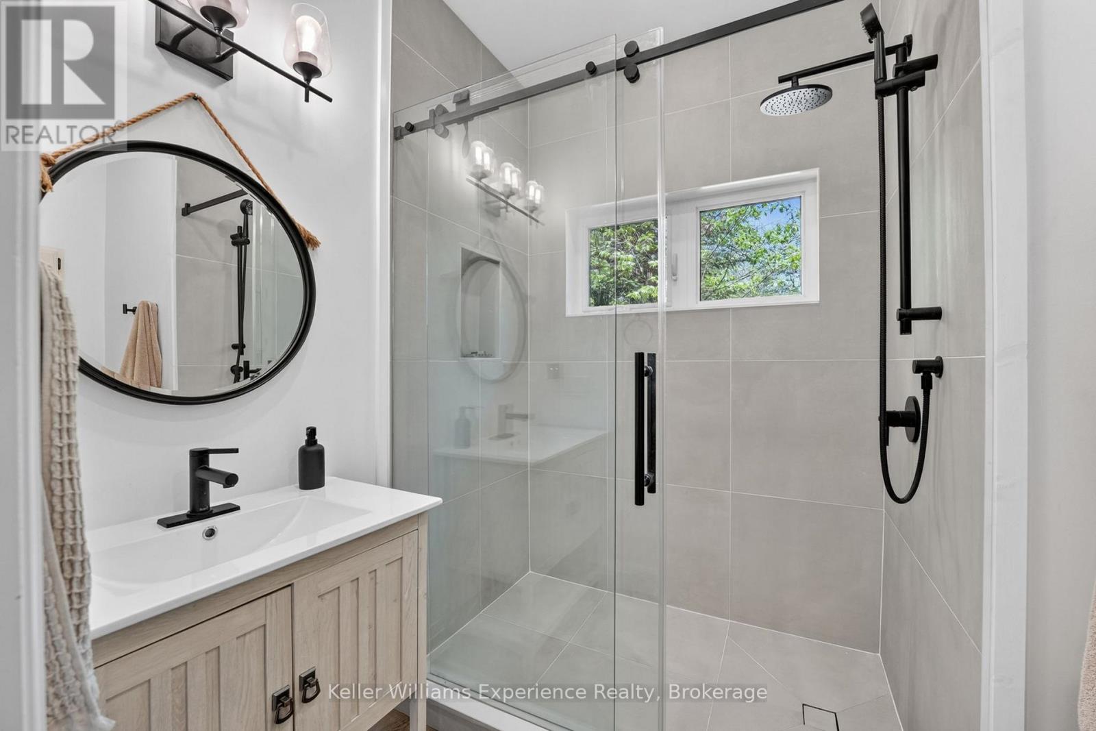 1077 Holiday Park Drive, Bracebridge, Ontario  P1L 1W9 - Photo 15 - X13248982