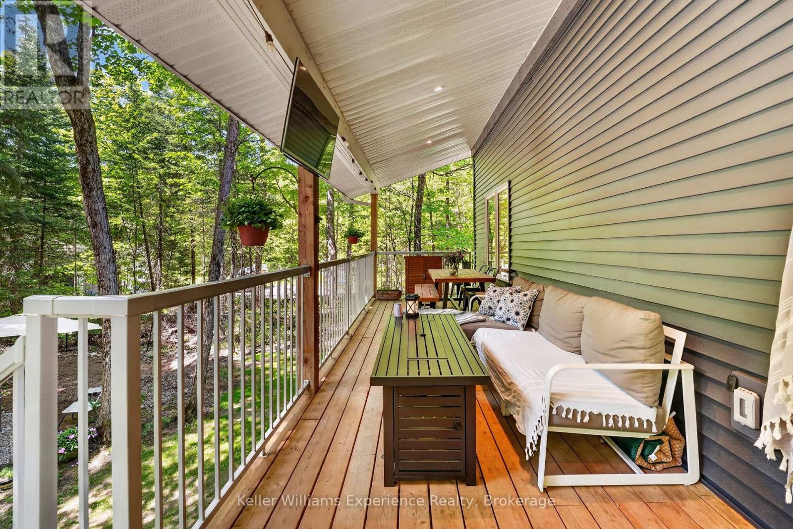 1077 Holiday Park Drive, Bracebridge, Ontario  P1L 1W9 - Photo 24 - X13248982
