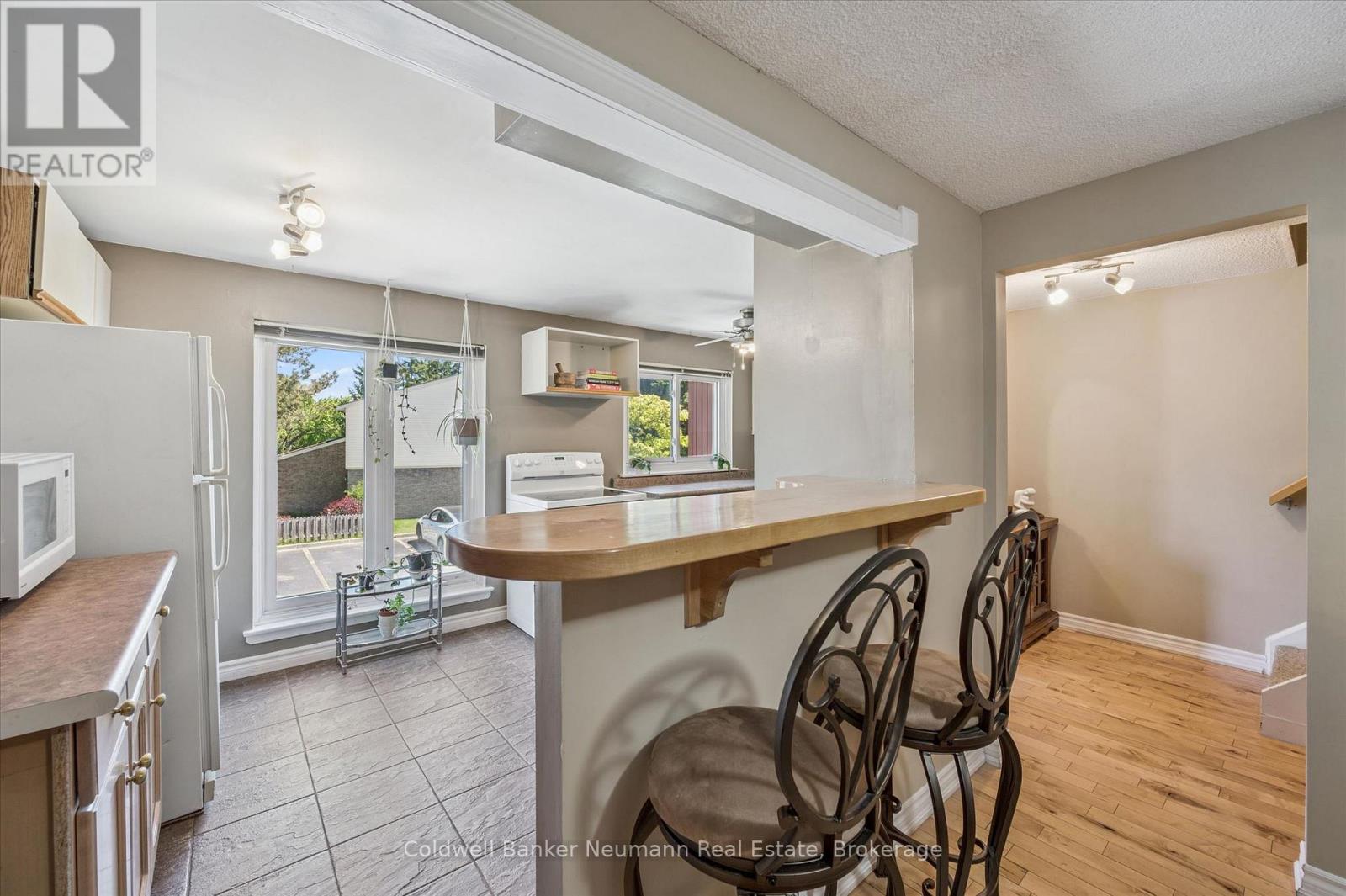2 - 2 Worton Avenue, Guelph, Ontario  N1H 7C5 - Photo 12 - X13249126