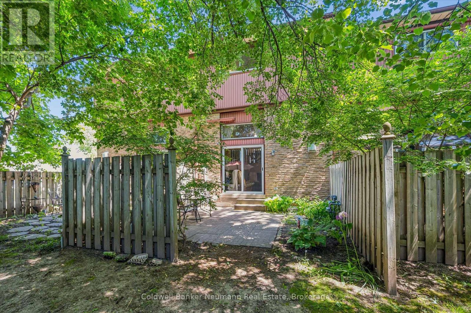 2 - 2 Worton Avenue, Guelph, Ontario  N1H 7C5 - Photo 31 - X13249126
