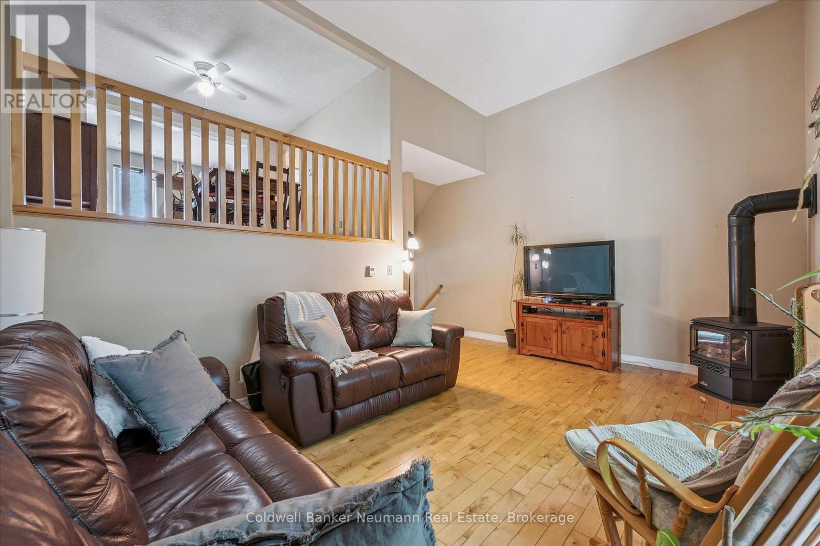 2 - 2 Worton Avenue, Guelph, Ontario  N1H 7C5 - Photo 6 - X13249126