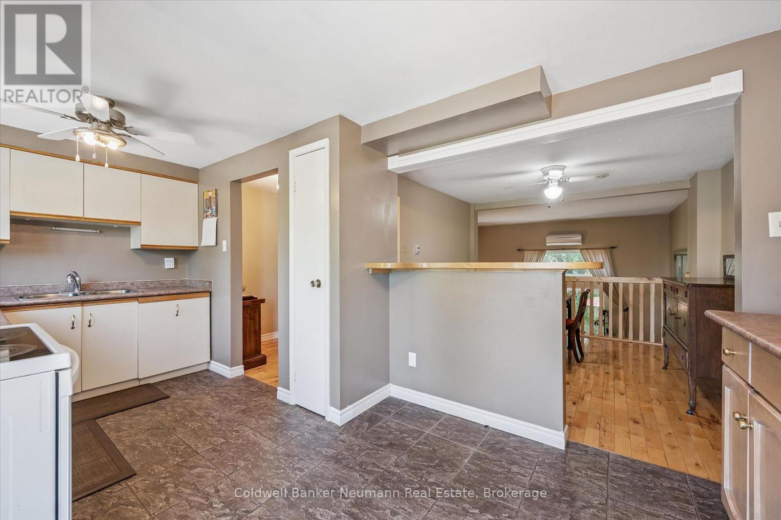 2 - 2 Worton Avenue, Guelph, Ontario  N1H 7C5 - Photo 9 - X13249126