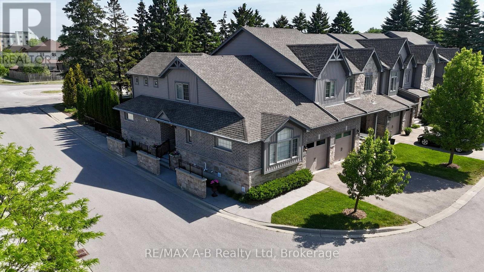 11 - 55 Harrison Street, Stratford, Ontario  N5A 0C9 - Photo 2 - X13249180