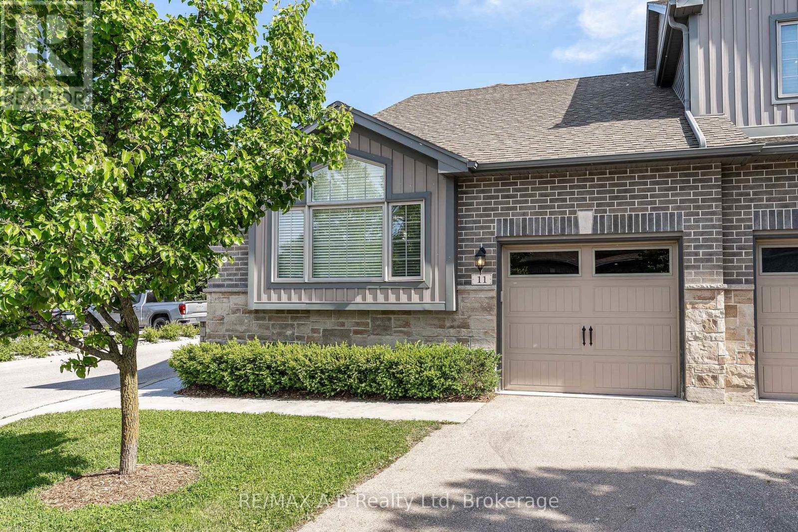 11 - 55 Harrison Street, Stratford, Ontario  N5A 0C9 - Photo 4 - X13249180