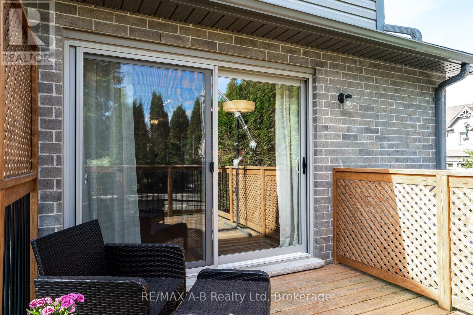11 - 55 Harrison Street, Stratford, Ontario  N5A 0C9 - Photo 41 - X13249180