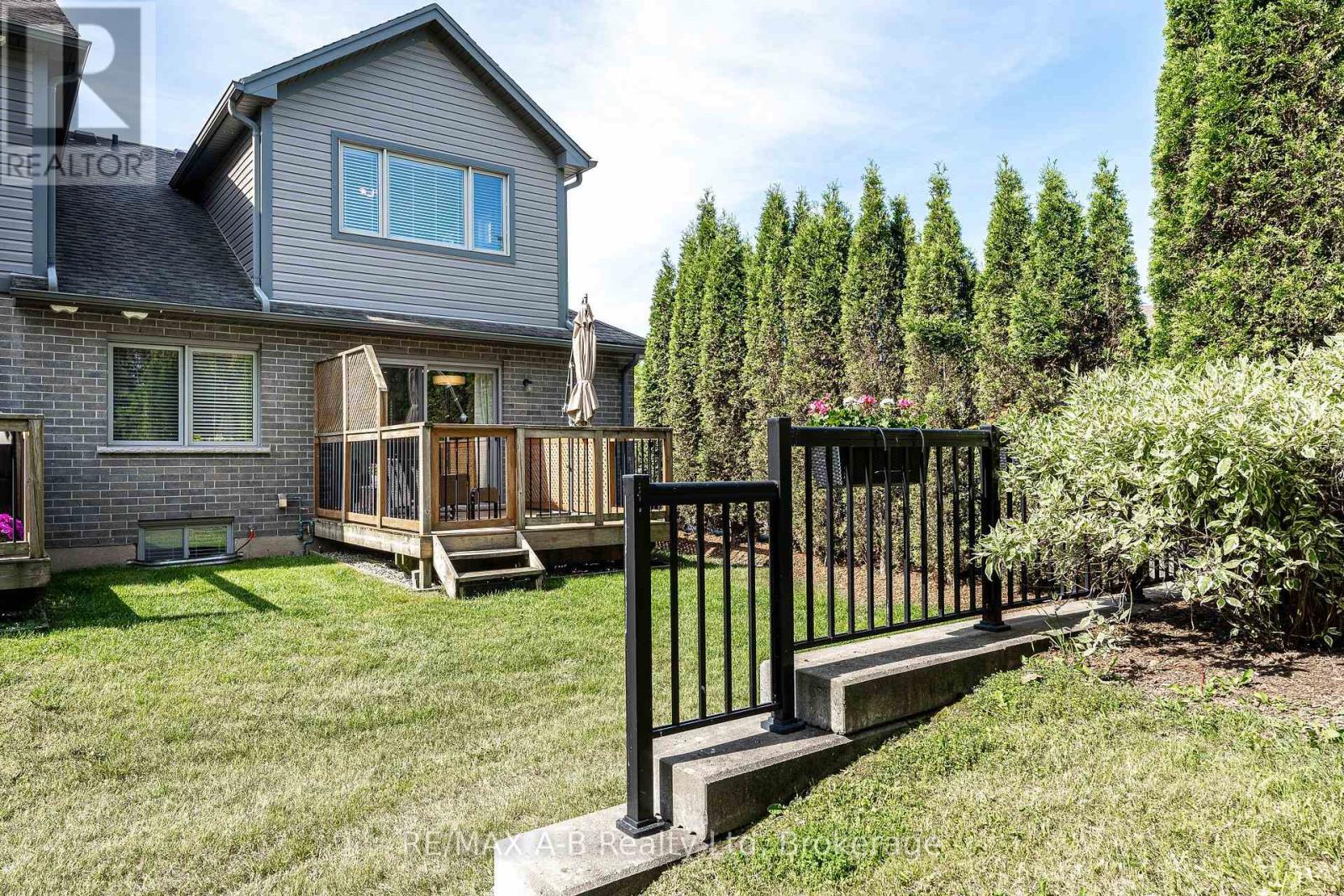 11 - 55 Harrison Street, Stratford, Ontario  N5A 0C9 - Photo 43 - X13249180